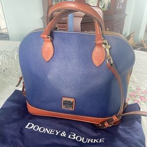 Dooney and Bourke Pebble Leather Purse